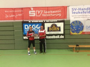 Übergabe der Präsente von meinem Partner Born Senf und Feinkost